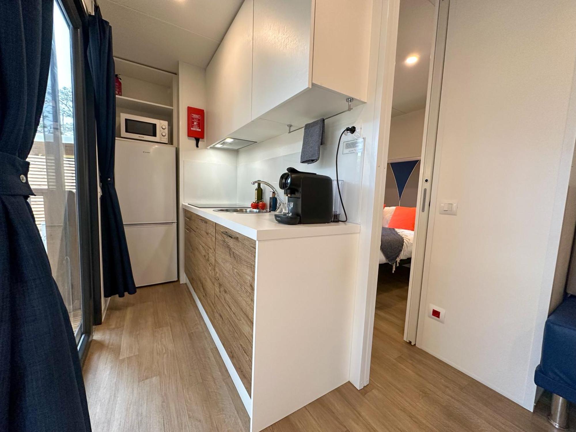 Estivo Premium Deluxe Mobile Homes On Camping Malibu Beach ليدو دي يسولو المظهر الخارجي الصورة