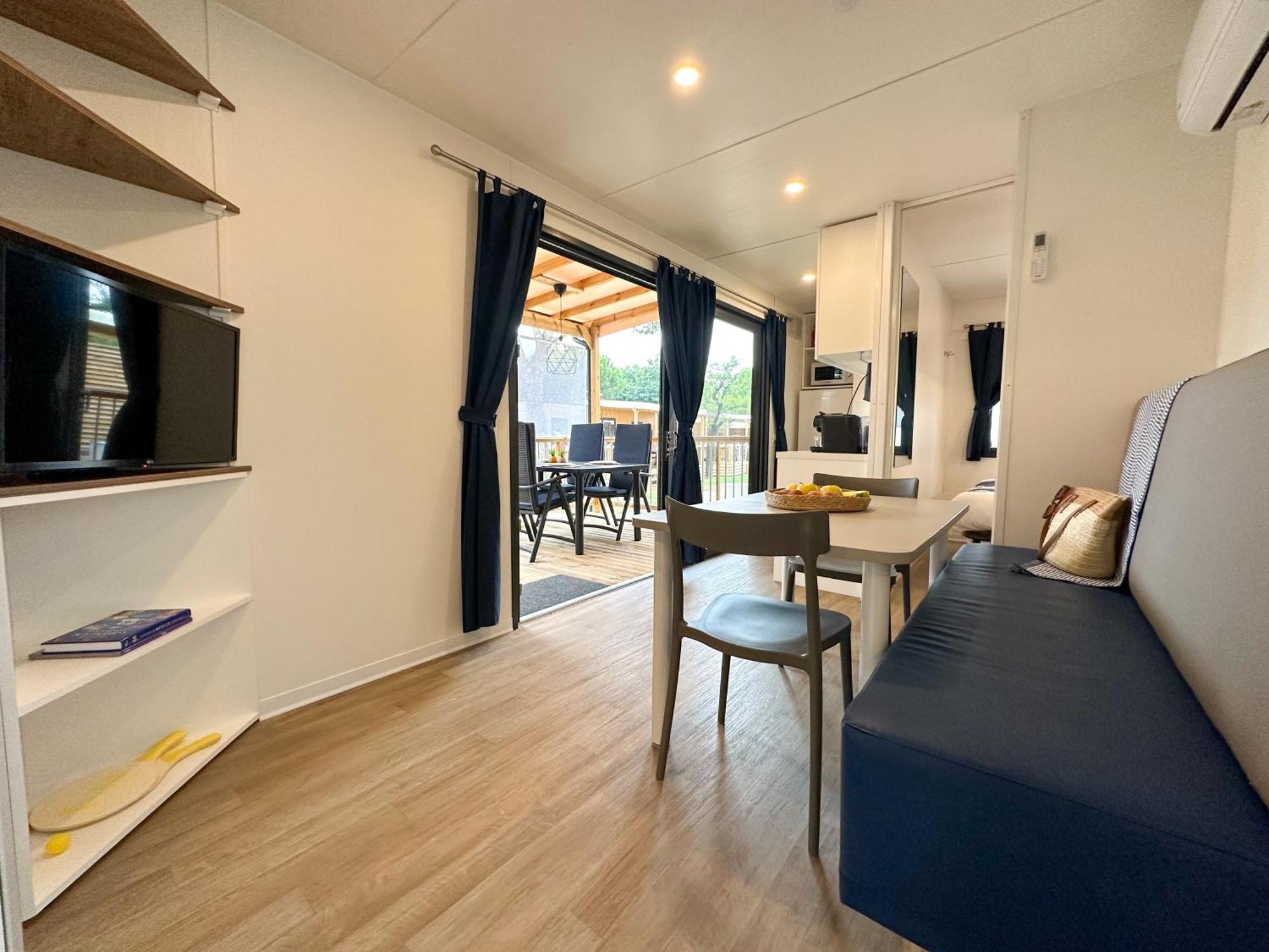 Estivo Premium Deluxe Mobile Homes On Camping Malibu Beach ليدو دي يسولو المظهر الخارجي الصورة