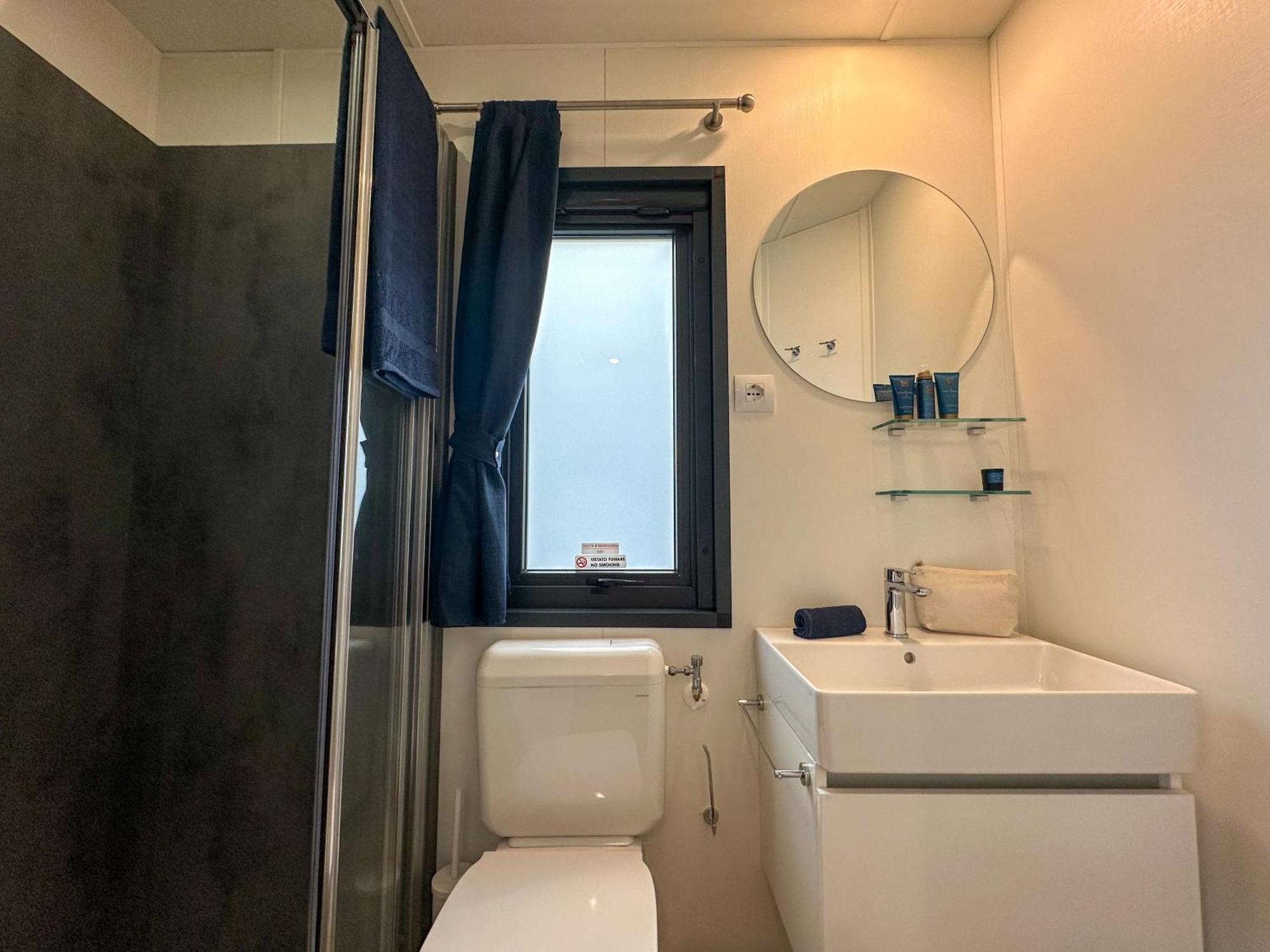 Estivo Premium Deluxe Mobile Homes On Camping Malibu Beach ليدو دي يسولو المظهر الخارجي الصورة
